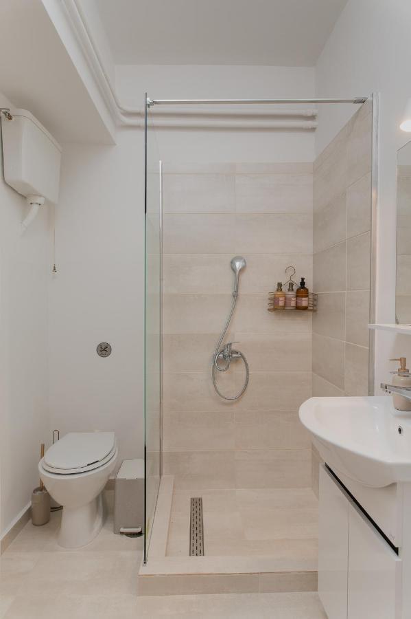 Sis Urban Apartments Atina Dış mekan fotoğraf